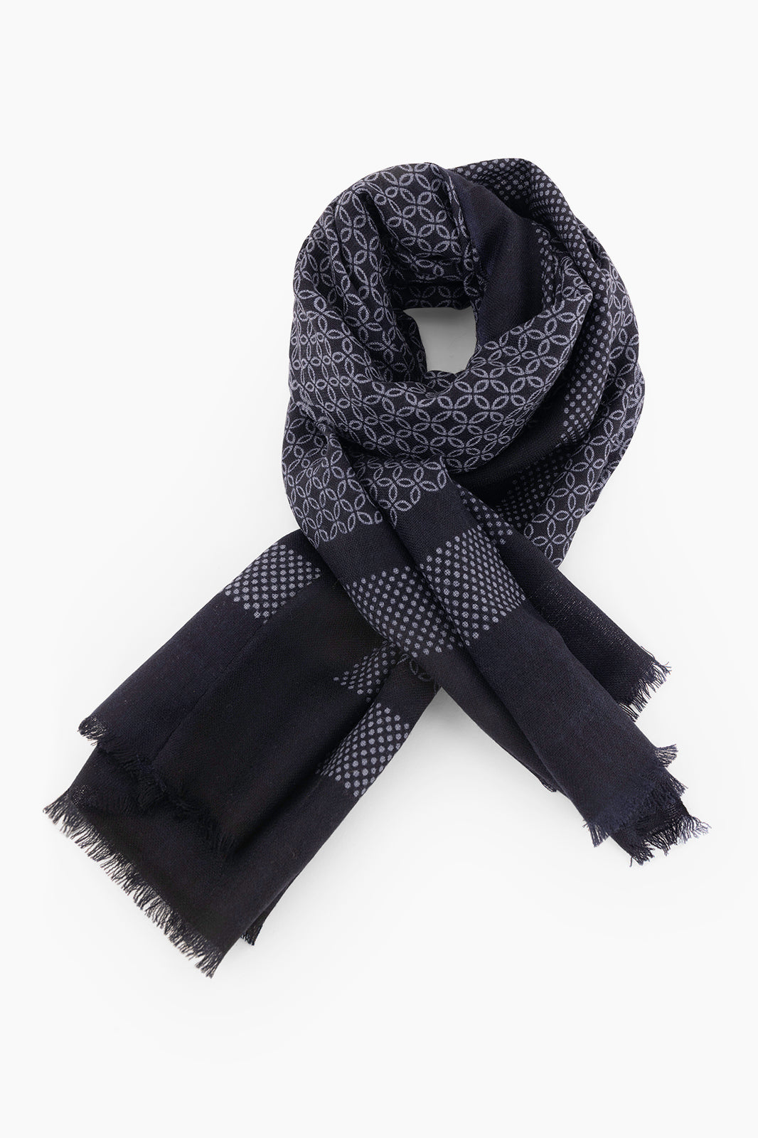 Mercerized wool patterned scarf