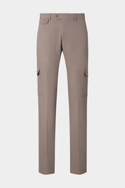 Vue sur fond blanc d'un pantalon cargo Bon couleur gris. En 83% Polyamide et 17% élasthanne sur un tissu de chez Olmetex.