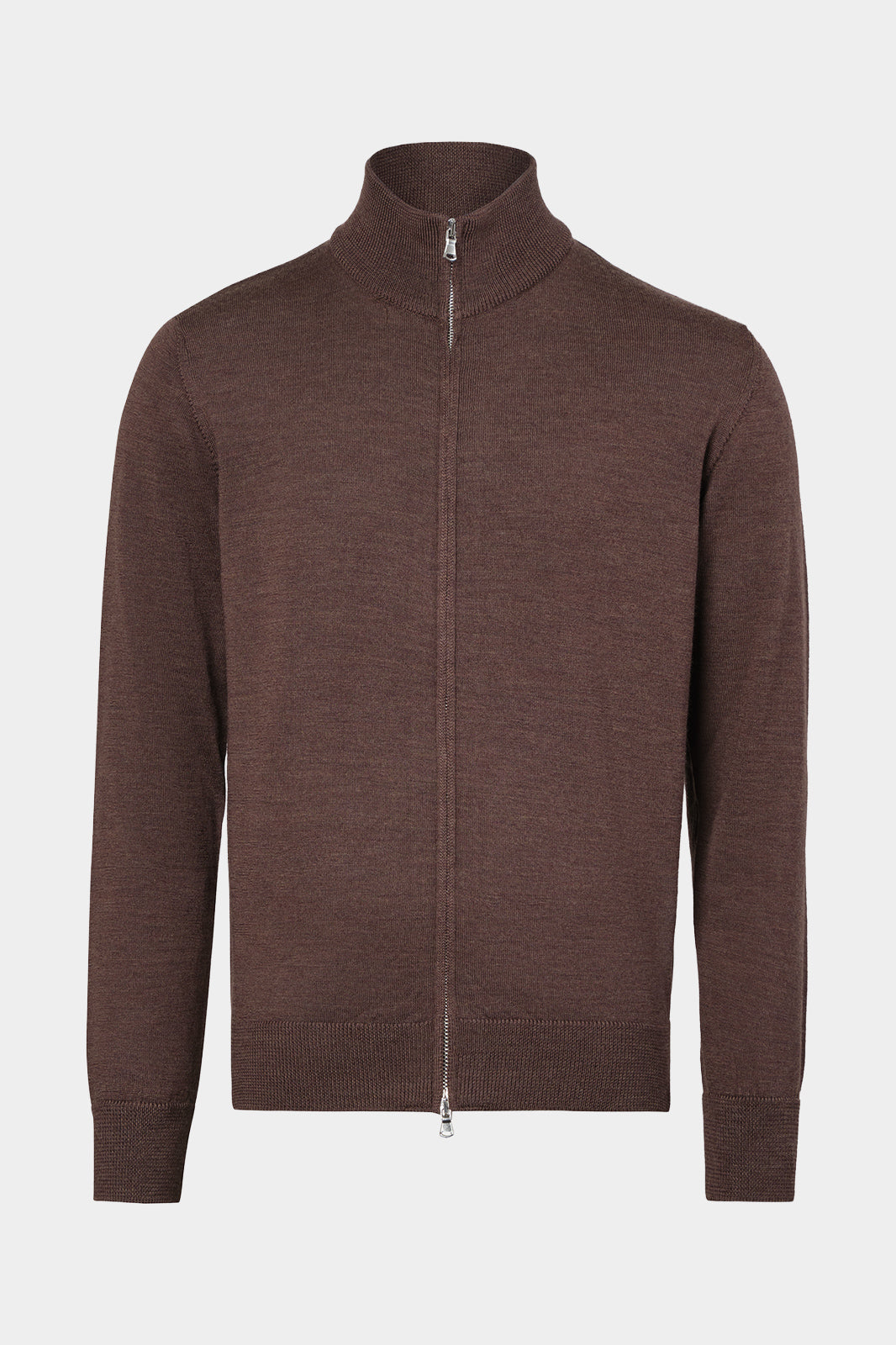 Vue sur fond blanc d'un cardigan zippé en laine vierge marron