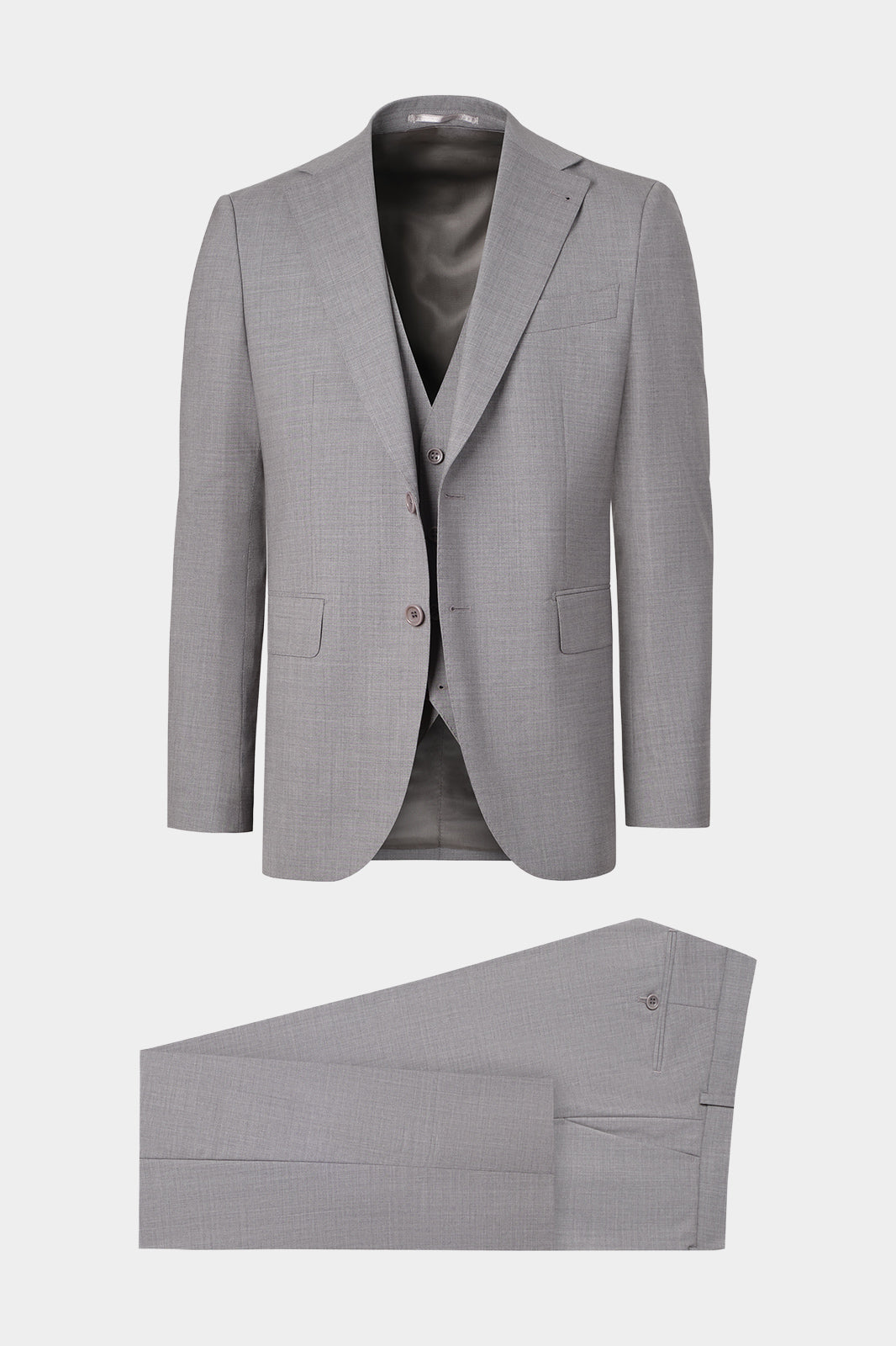 Vue sur fond blanc d'un costume 3 pièces en laine stretch de couleur gris moyen pour homme 